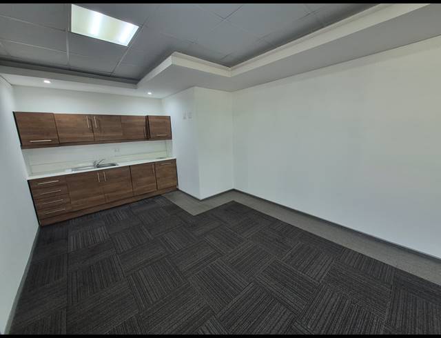 150M² OFFICE TO LET IN RIVONIA